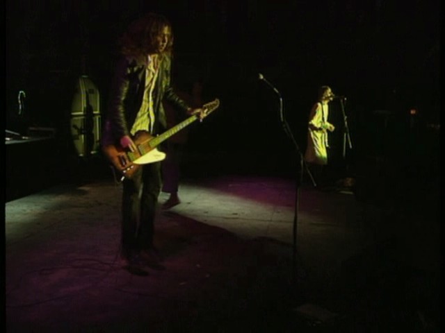 Nirvana Live at Reading (24x36) - MUS89900 – GLOBAL PRINTS