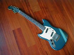 Competition Blue Fender Mustang, photo courtesy of Earnie Bailey